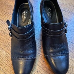 Clarks Women's Black Leather Heels